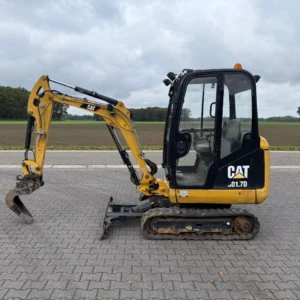 Caterpillar 301.7D – Minipelle sur chenilles compacte et performante (2018 | 2 000 h)
