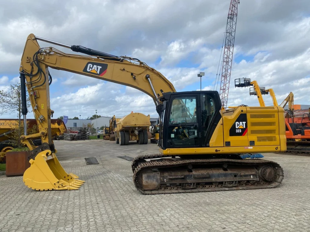 Caterpillar 323 Next Gen – Crawler Excavator