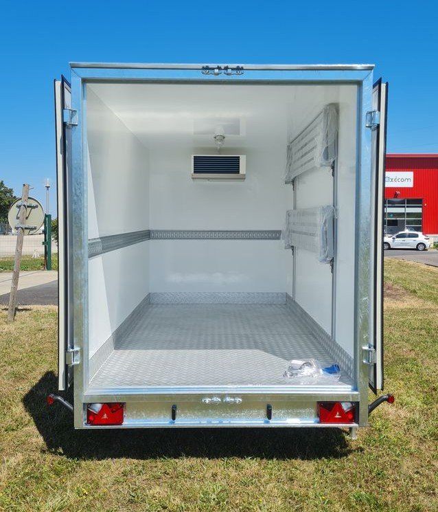 Remorque fourgon Frigorifique 2700 Kg – Image 2