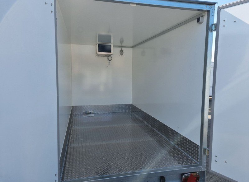 Remorque fourgon Frigorifique 3000 Kg – Image 3