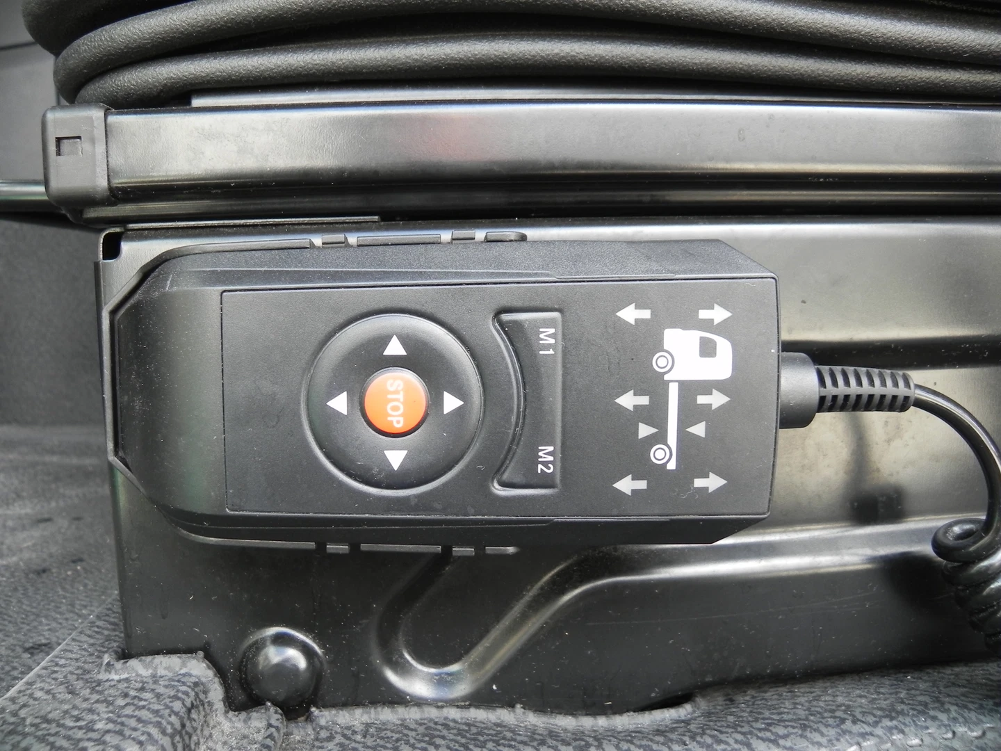 MERCEDES-BENZ ACTROS 1836 – FOURGON 18T AVEC HAYON ÉLÉVATEUR BAR 2T – Image 12