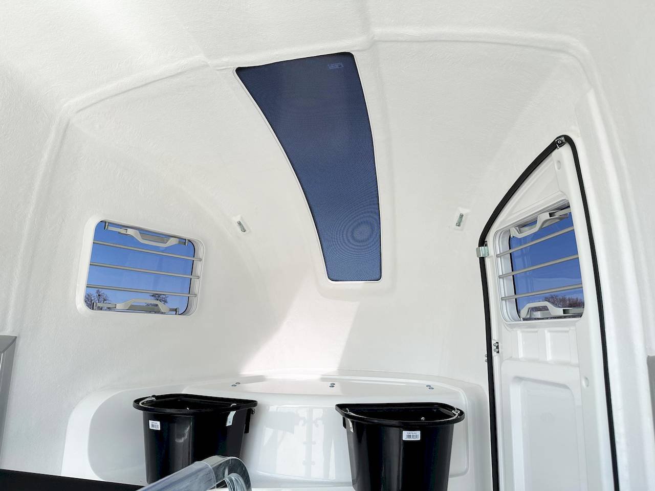 Van Humbaur Pegasus 2400 polyester – Image 4